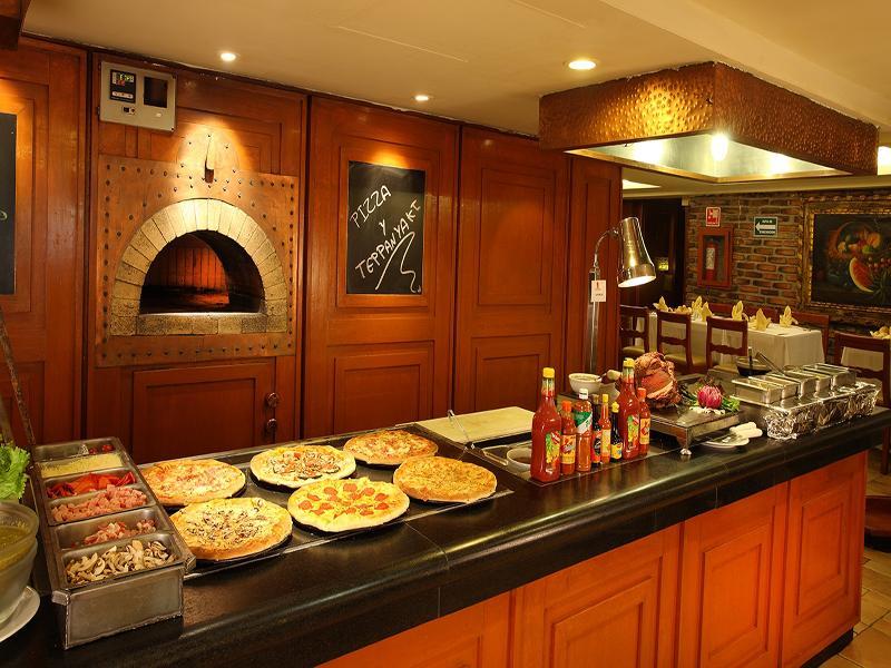 Emporio Reforma Hotel Mexico-stad Buitenkant foto Pizza counter at a hotel
